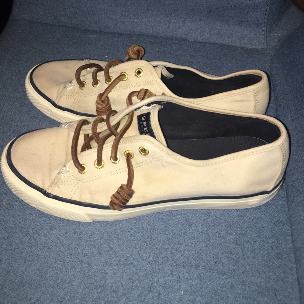 Adorable sperry sneakers - like new!
